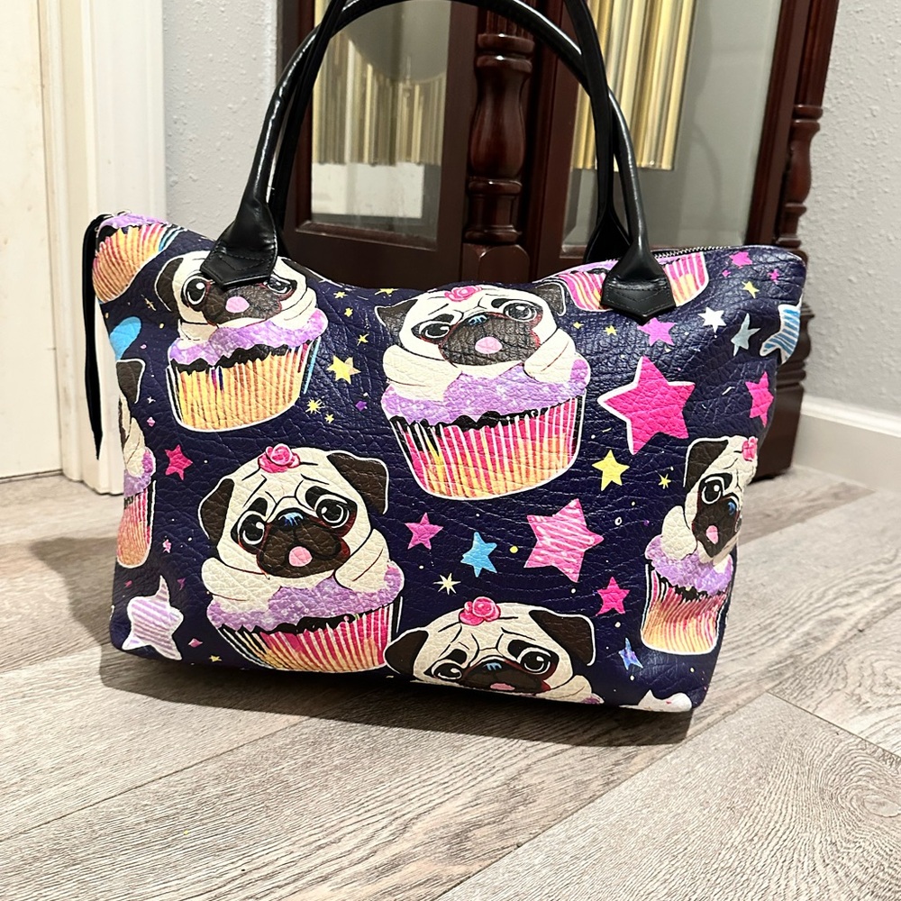 Pug themed large capacity handbag - Picture 2 of 5